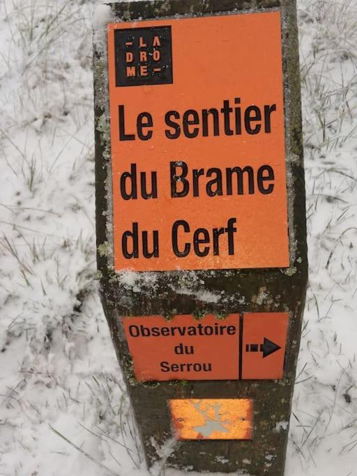 Balcons Du Royans.Logement Entier Piscine Saint-Jean-en-Royans Exterior foto